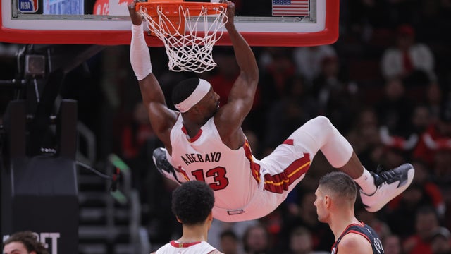 NBA: APR 16 SoFi Play-In Tournament - Heat at Bulls 