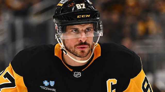 Boston Bruins v Pittsburgh Penguins 