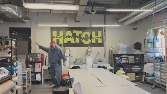 hatch-1.jpg 