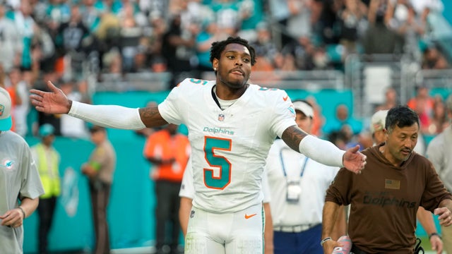 Raiders Dolphins Football 